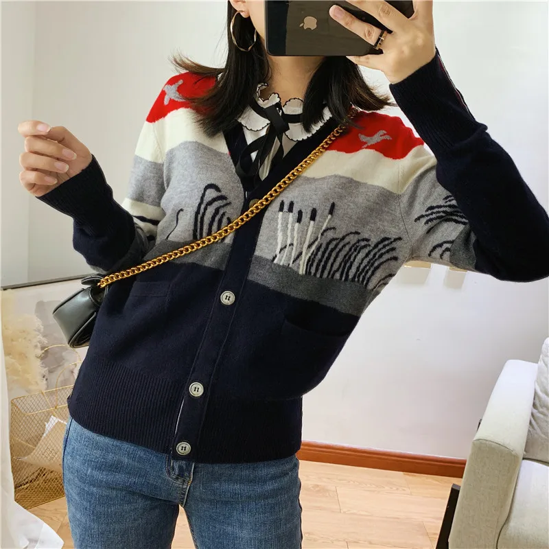 

Korean Jacquard Colour Knitted Sweater 2019 Fall Fashion New Four-bar V-collar Long-sleeved Sweater Cardigan Woman