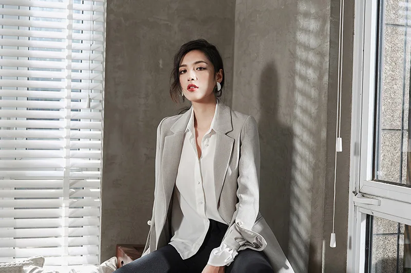 2019 высокое качество новая мода Vent манжеты офис стиль шерстяные пиджаки для женщин женские одной кнопки серый Личность куртка L339