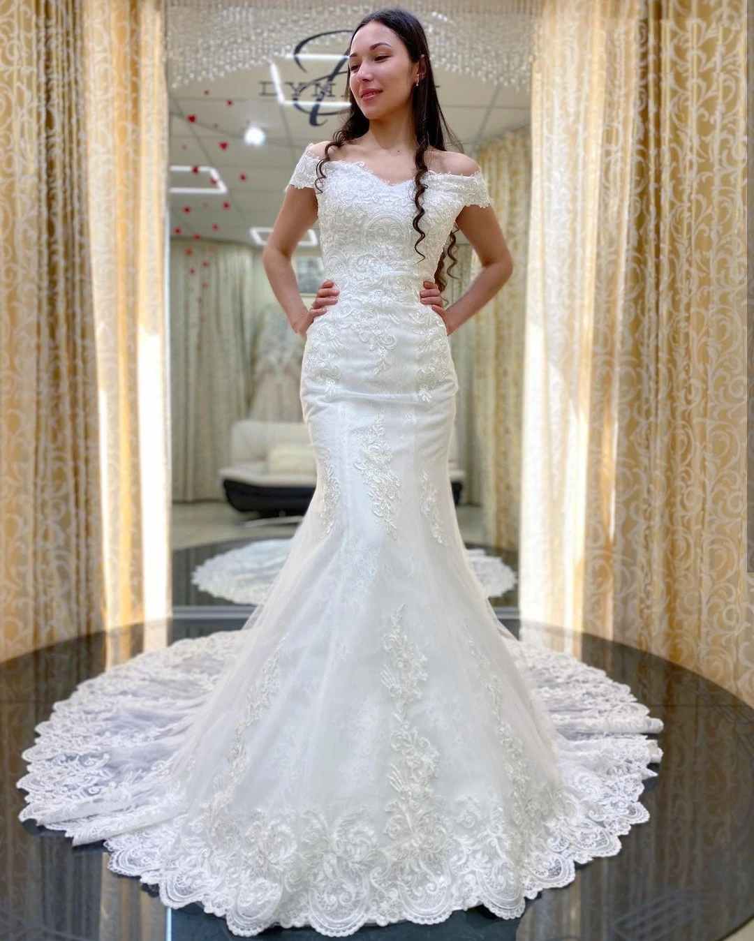 

Vintage Wedding Dress Mermaid Off Shoulder Court Train Lace Appliques Scoop 2021 Charming Custom Made Fishtail Sexy vestidos de