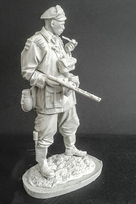 1/16 ancient man stand with base  Resin figure Model kits Miniature gk Unassembly Unpainted