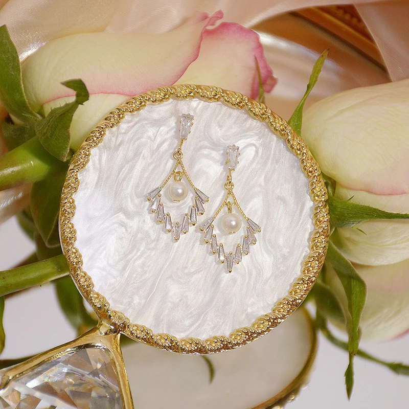 14k Real Gold Luxury Crystal Zircon Tassel Earring for Women Feminia Temperament Pearl Stud Eearring Elegant Engagement Jewelry