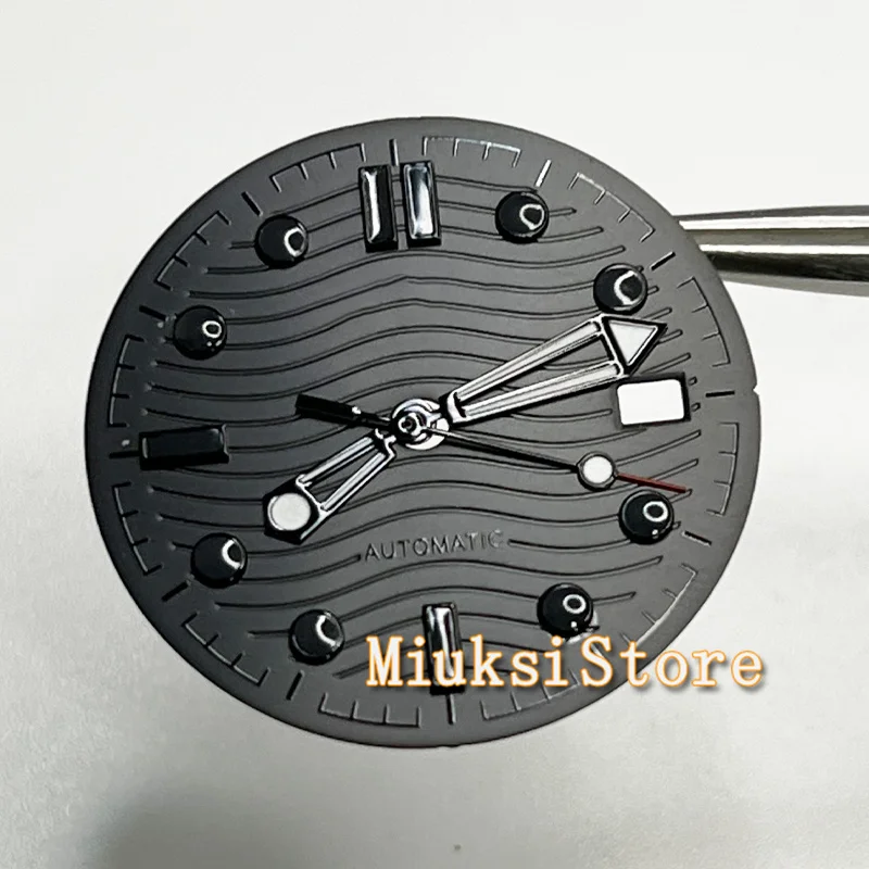 Dial 31 mm Assista Dial para Nh35 Movimento Automático Preto Mão Calendário Janela de Aço Face Nh35