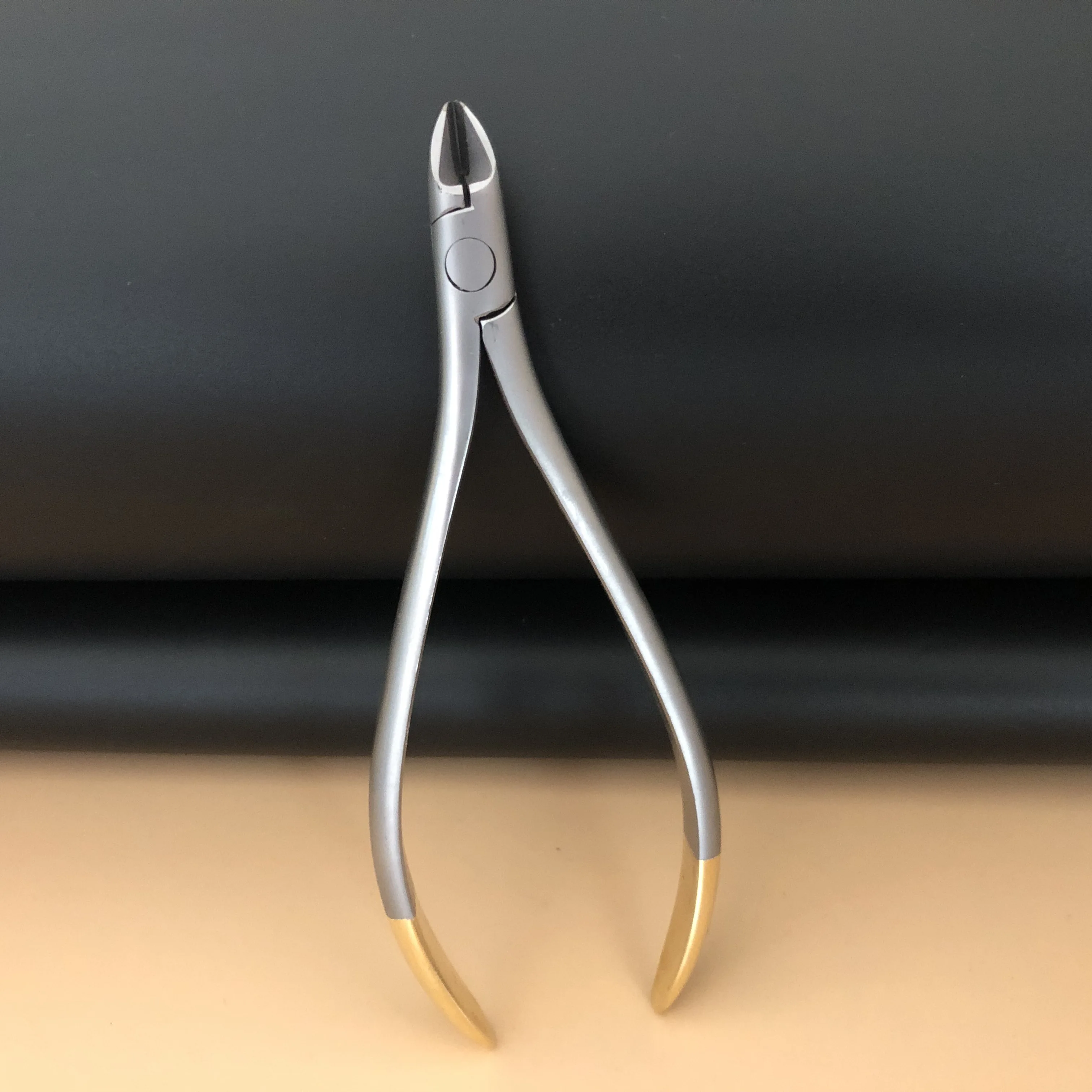 

1pc Dental Lab Orthodontic Tools Filament Forceps Cutting Hard Wire Pliers Stainless Steel Dentist Tool Dentistry Pliers