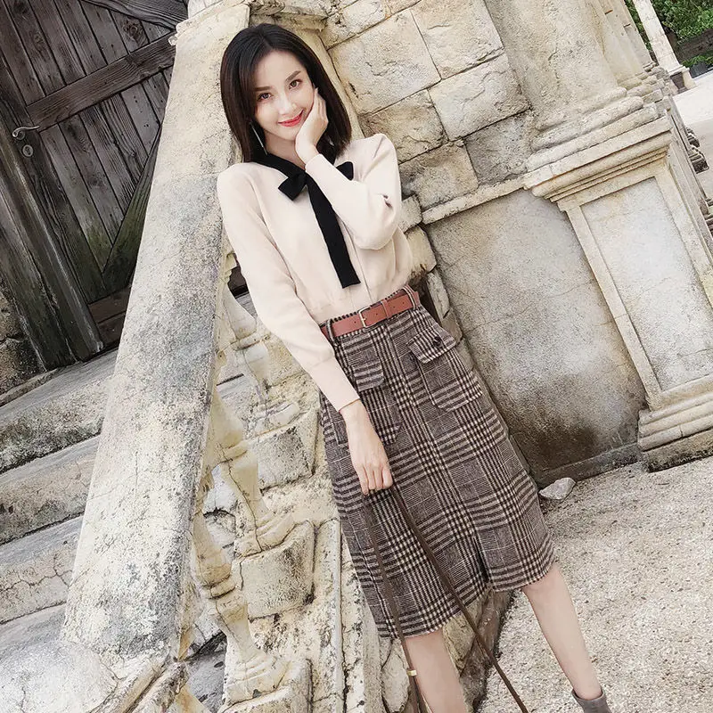

Winter Sweaters Skirts Set Bow Knitted Pullover Tops +Plaid Skirts 2PCS Suits Tracksuits Clothing Set