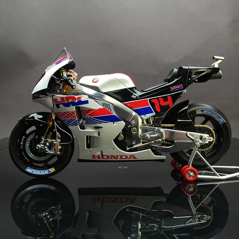 Rc213v racing motorcycle alloy ABS model adult children toys gifts home decoration series