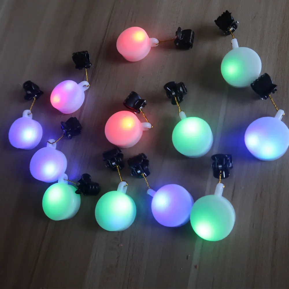 12pcs Set LED Beard Light Christmas balls Clip Bells Hanging Home Party Decoration Accessories Glow in the dark Random Colors - Цвет: 12pcs Glowing clip