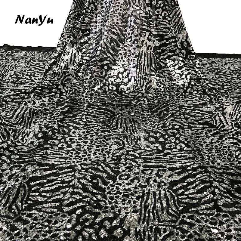 

Black and Silver Embroidery Lace Fabric Random Pattern 3mm Sequin Mesh Tulle Fabric For Dress
