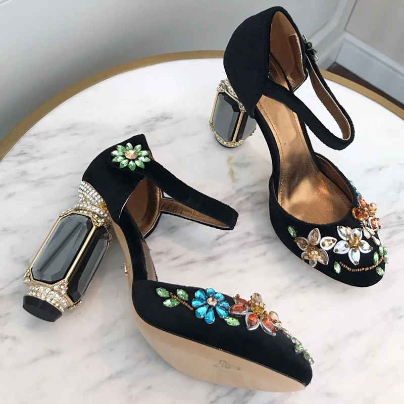 

Topwomen Women Brand Pumps Black Crystal Pumps Women Shoes with High Heel Top Quality Flower Pumps for Women34-40