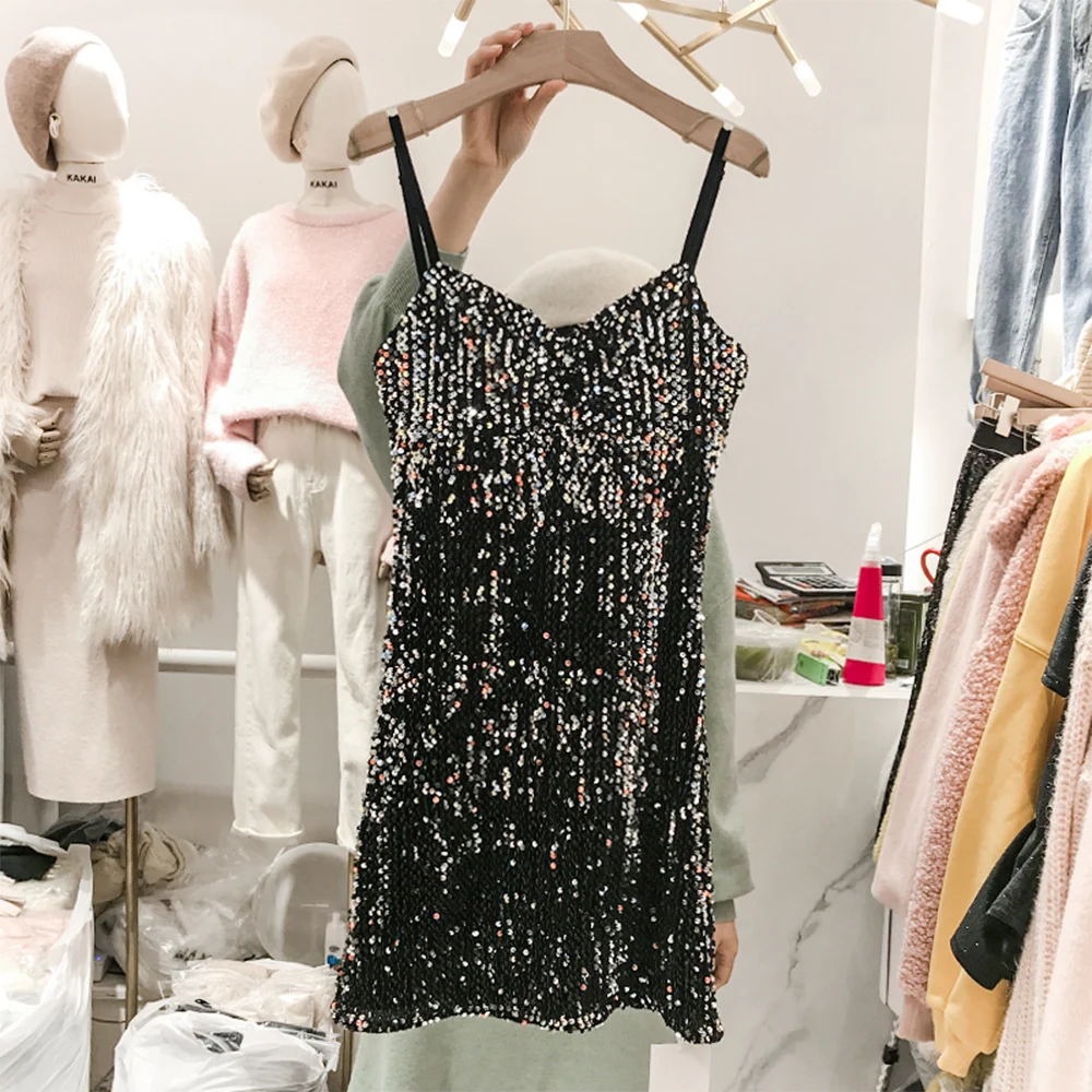 

Spring and Summer 2019 Mid-long French Minority Sexy Leaky Back Sequins Black Temperament Suspended Dresses