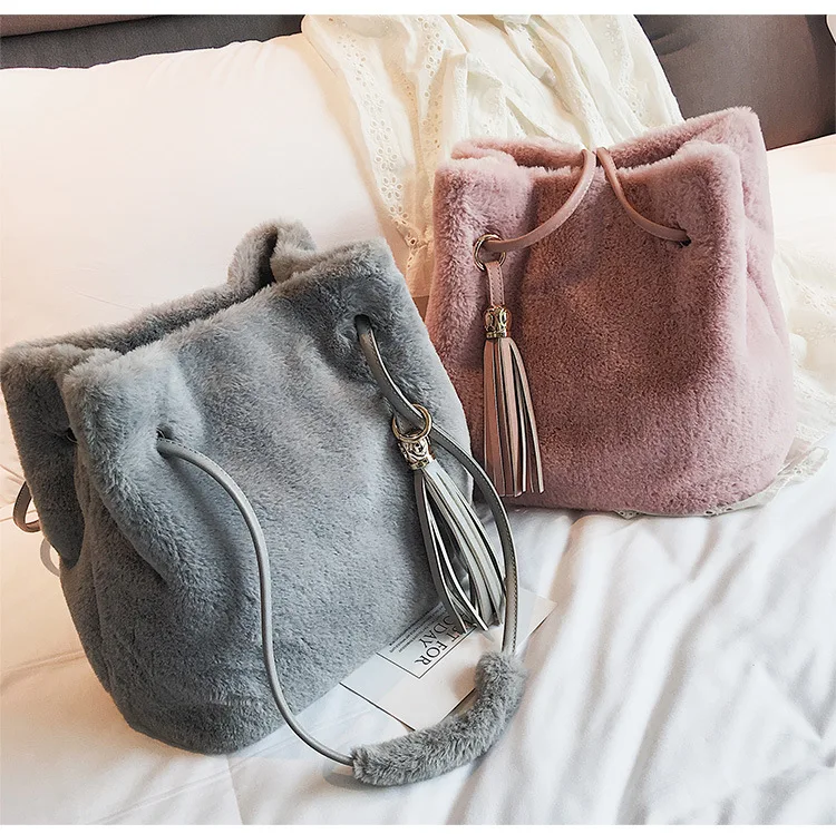 Модные плюшевые ведра с кисточками, сумка для женщин, дизайнерские сумки, роскошная сумка через плечо из искусственного меха, большие сумки, милые женские кошельки