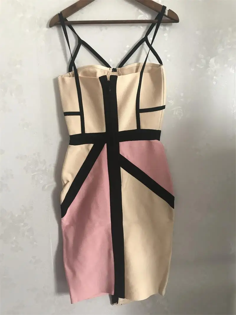 7044357FE766EF2C027BD4B1A925E3C8