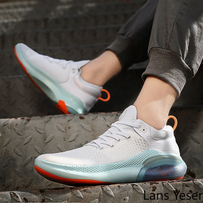 

2020 New Men's Trend Man Sneakers Comfortable Outdoor Non-slip Men Running Shoes Tenis Hombre Sports Shoes Chaussures Homme