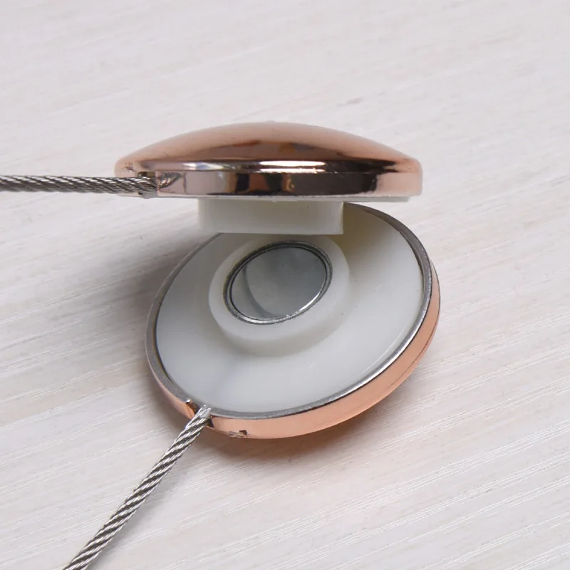 4352567753_1105745789