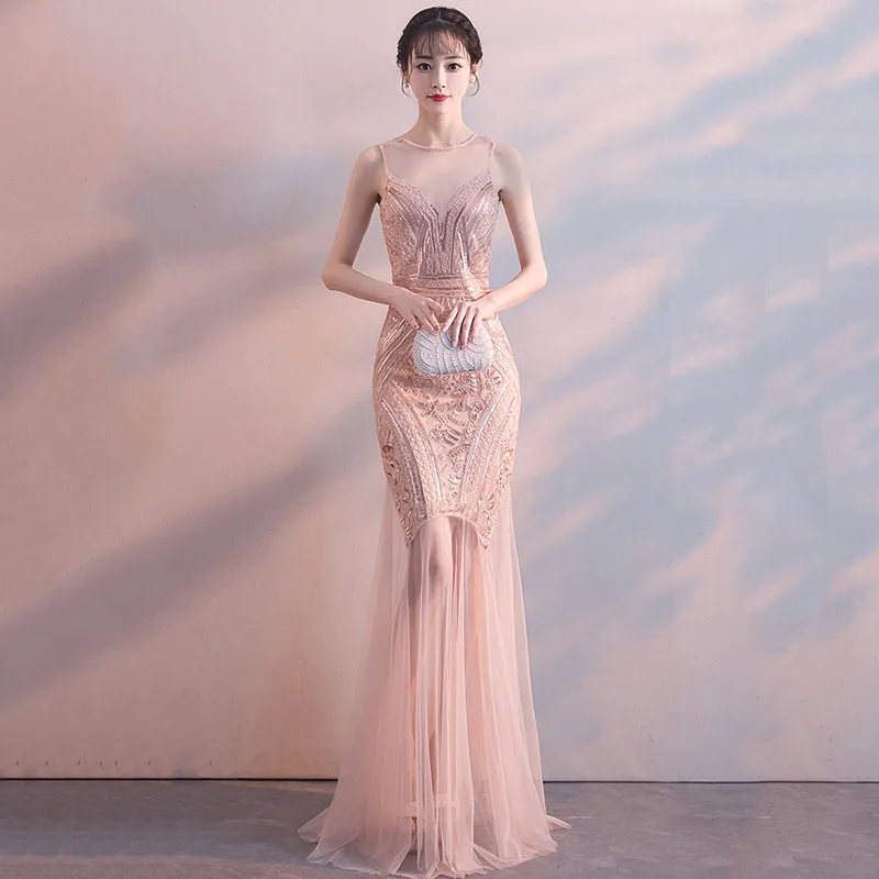 

2019 New Summer Elegant Backless Mesh Lady Cheongsam Sleeveless O-Neck Floor Length Evening Party Dress Sequins Bling Qipao