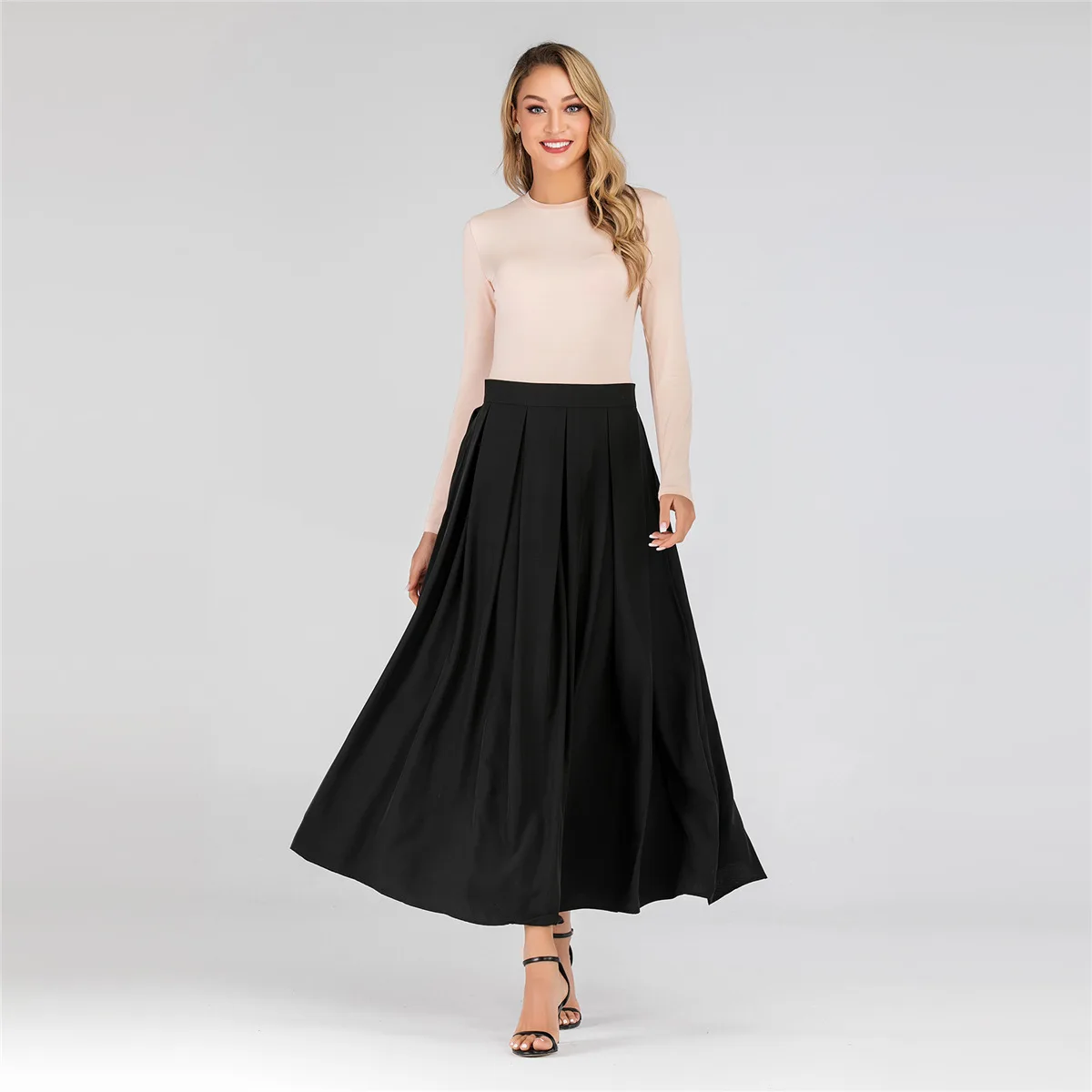 Tamanho Grande Muçulmano Plissado Feminino Saia Longa Vintage Cintura Alta Alargamento Swing Maxi Saias Casual Árabe Buttoms Roupas Cor Sólida 4 High Quality Ocasiões Especiais