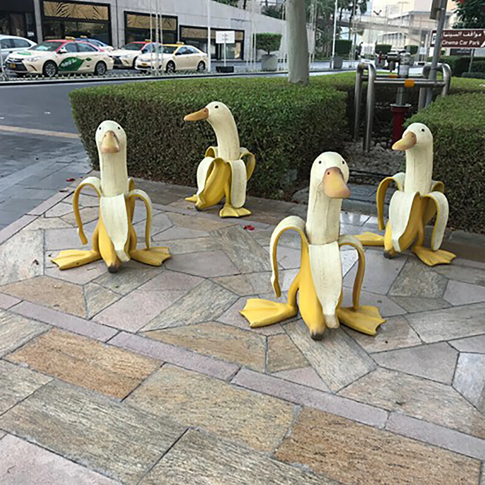 

1 PC Cute Peeled Banana And Duck Ornaments Banana And Duck Garden Statues Home Outdoor Decoration Garden Art In The Yard