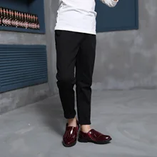 Новые продукты, осенние брюки для мальчиков корейский стиль, чистый хлопок, для больших мальчиков, черные и белые, одноцветные, повседневные брюки прямые поставки