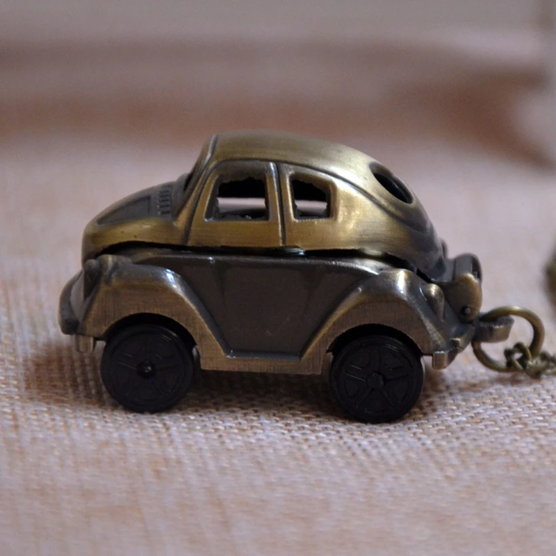 Small hanging buckle bronze classic car punk pocket watch Classic cartoon car model flip pocket watch