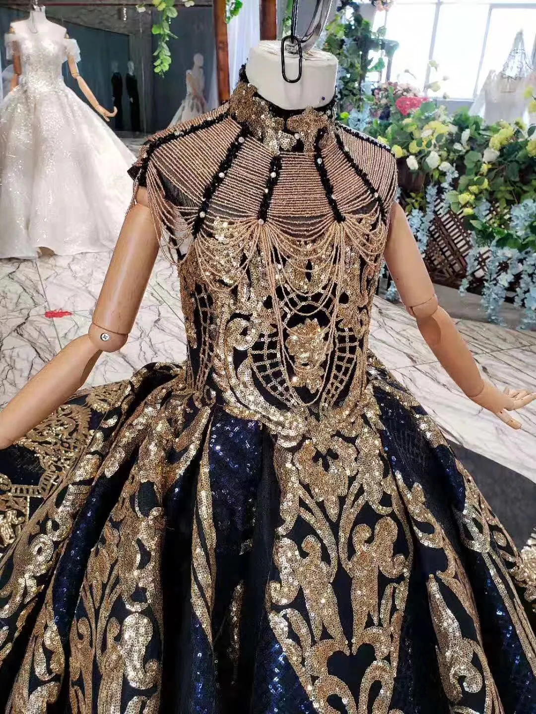 2019 бальное платье с высоким воротом и золотыми кружевами для маленьких девочек