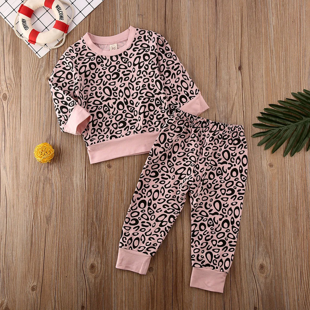 Комплекты осенней одежды для новорожденных девочек и мальчиков; пуловер с леопардовым принтом; топ с длинными рукавами+ штаны; 3 цвета