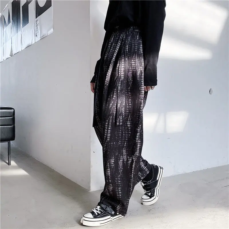 

2020 Autumn And Winter New Youth Popular Men's Tie-dye Gradient Loose Trousers Fashion Casual Wide-leg Straight-leg Pants Black