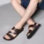 Yomior New Casual Fashion Men Shoes Slip-On Натуральная коровья кожа Мягкие нескользящие Пляжные летние сандалии Тапочки Квартиры Флип-Флоп
