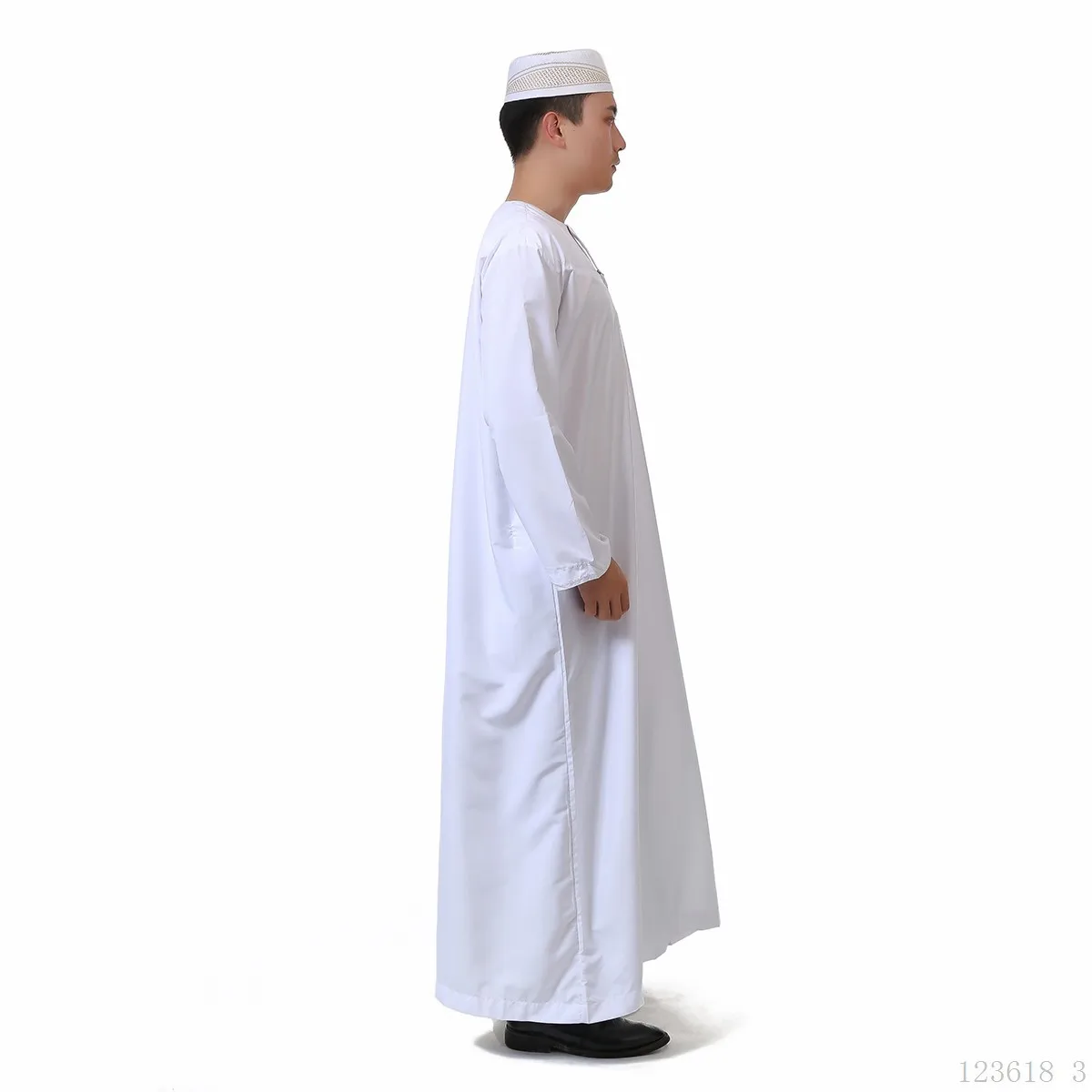 Muslim Fashion Islam Clothing Robes Men Solid Color Caftan Abaya Dress Male Round Neck Full Sleeve Qamis Man Jubba Thobe