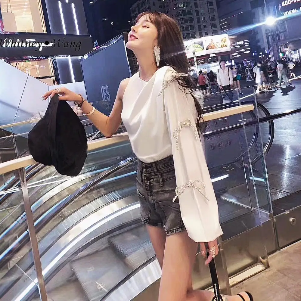 WHITNEY WANG футболка 2020 летняя модная Уличная Сексуальная на одно плечо с алмазными