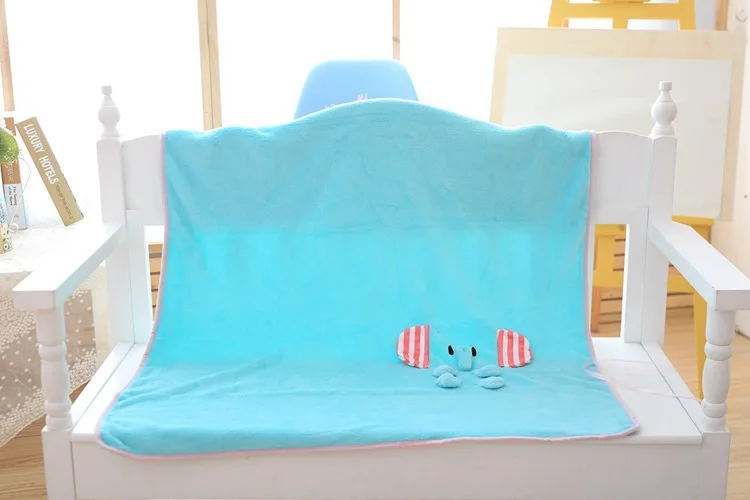 [Sale] Cartoon Small Pillow Blanket Cute Animal Blanket-Processing Washing Label Recruit Agents