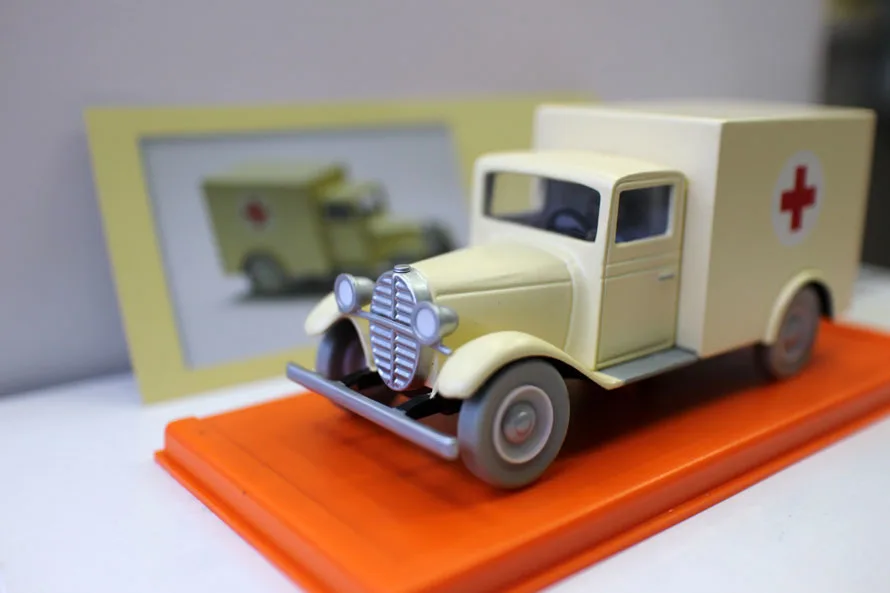 Tintin игрушка-игрушка 1/43 nuevo modelo специальный металлический fundido a presión Boutique decoración colección juguetes para nivienos
