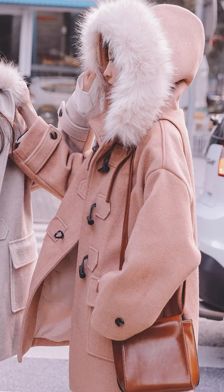 red camel Шерстяное пальто с меховым воротником для женщин; Новинка года; зимняя куртка с капюшоном и роговыми пряжками для подружек; женское плотное теплое шерстяное пальто для женщин; f1880 - Цвет: red camel