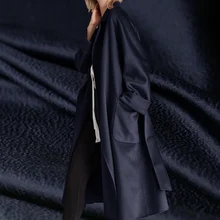 Перламутровые шелковые темно-синие кашемировые ткани с напылением, зимние женские пальто, швейная ткань