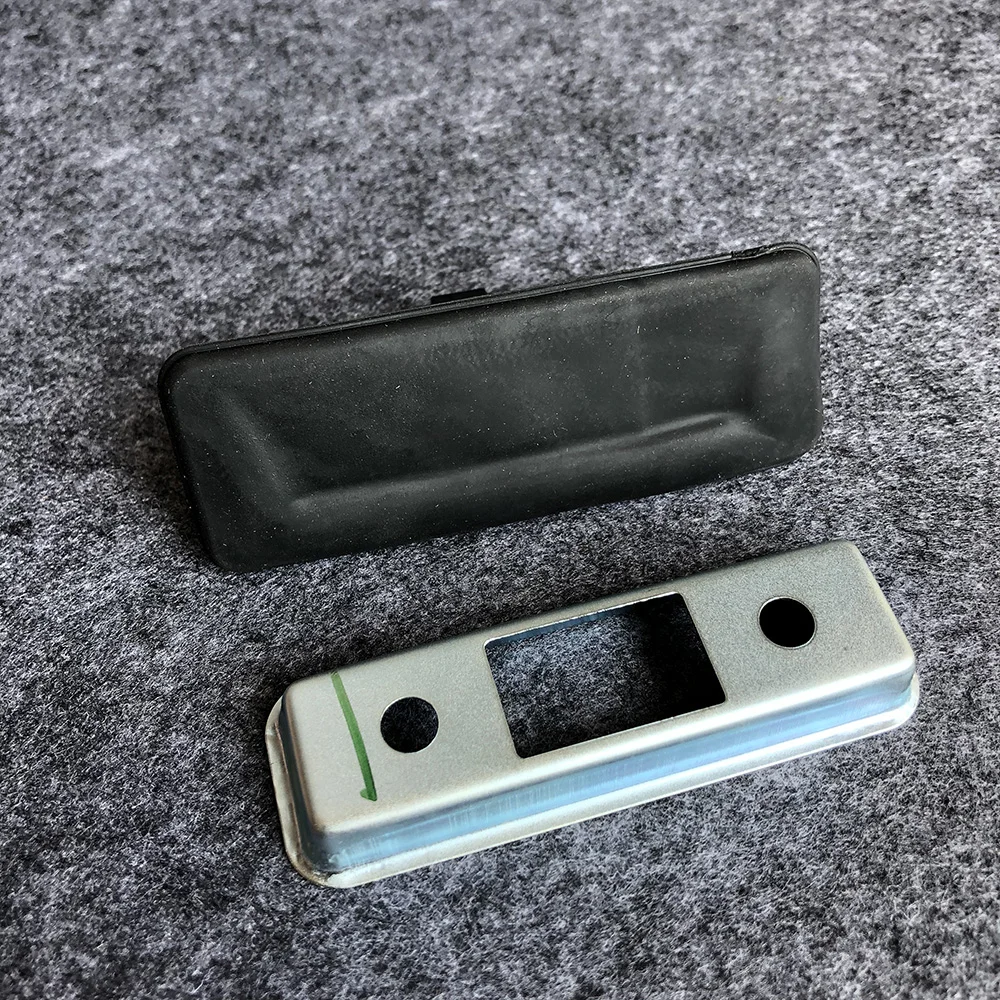 

New Car Auto Rear Trunk Lock Release Handle Switch 1ZD827574 Fit For Skoda Octavia 2007-2015