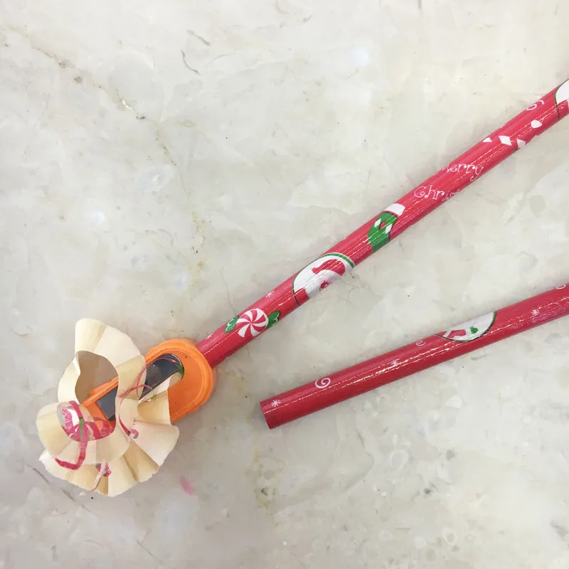 New Arrival Cute 3pcs/lot Kawaii Christmas HB Wood Pencil with Detachable Eraser Kids Gift Pens School Stationery