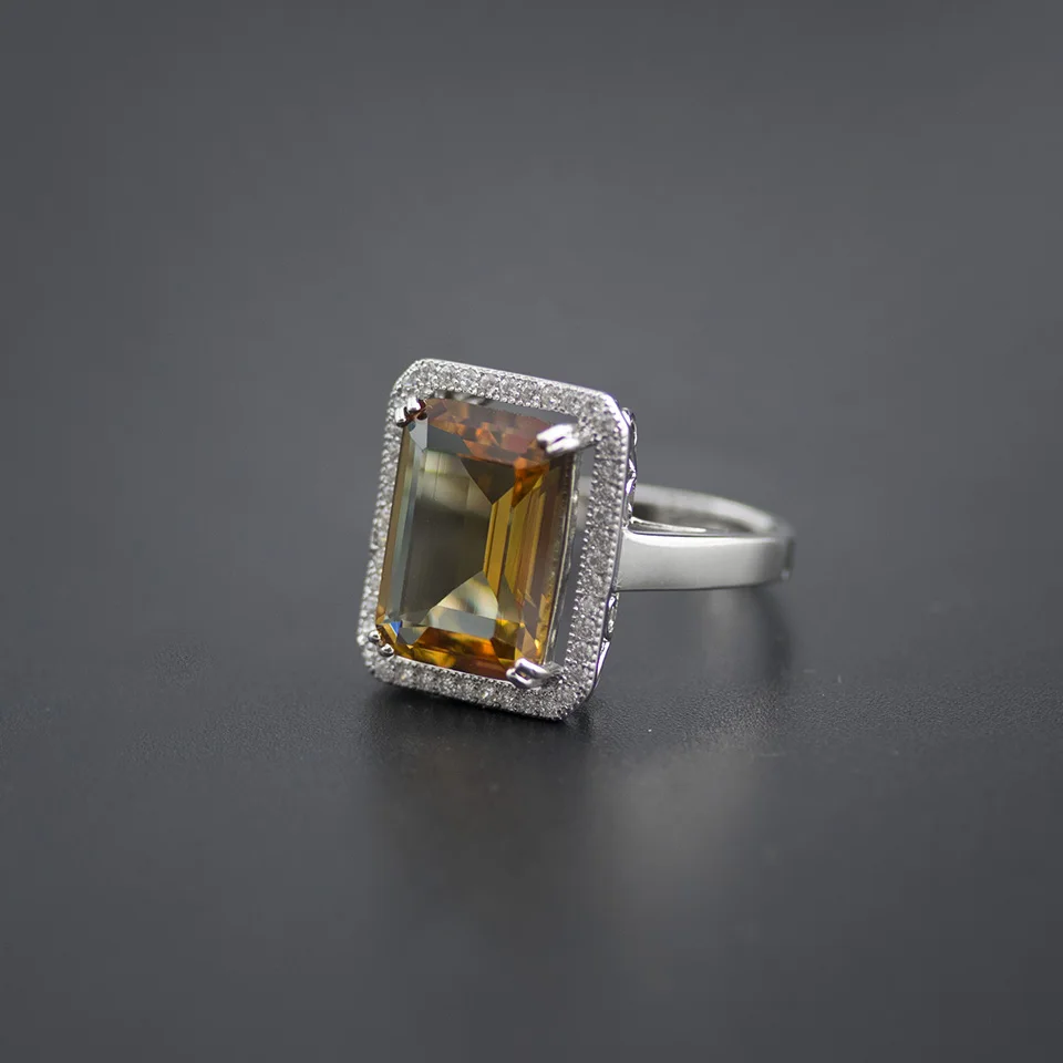 Bolai Zultanit Ring 925 Sterling Silver Color Change Created Diaspore Emerald cut Gemstone Sultanit for Women Wedding Rings Gift