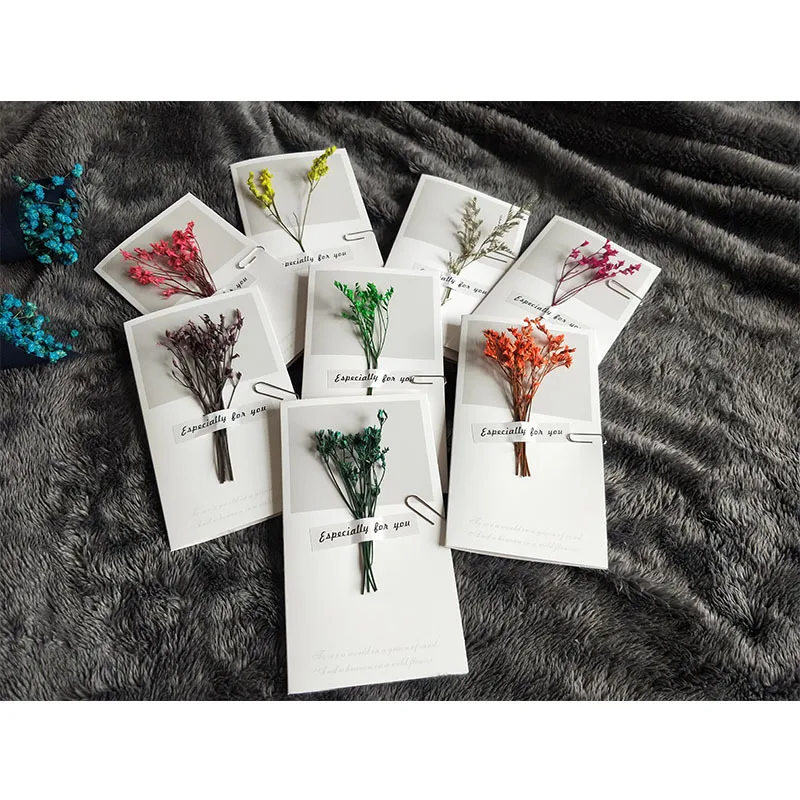 

1 Set Real Dried Flowers Greeting Card DIY Retro Paper Hand -Dried Flowers Greeting Cards Creative Flowers Cute Envelopes
