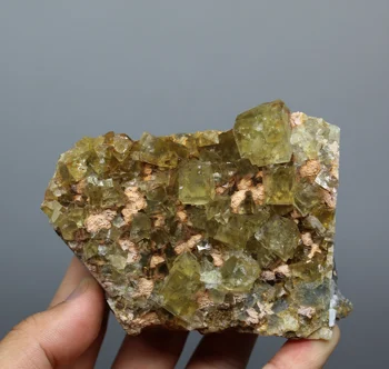 

New mineral ! 370g Natural yellow fluorite Cluster mineral specimens Stones and crystals Healing crystal
