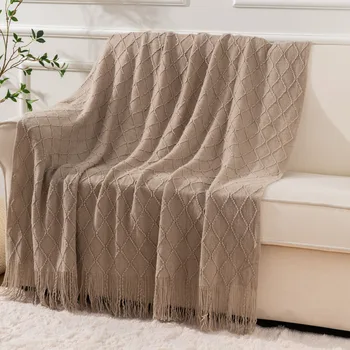 Herve - Soft Knitted Blanket 1