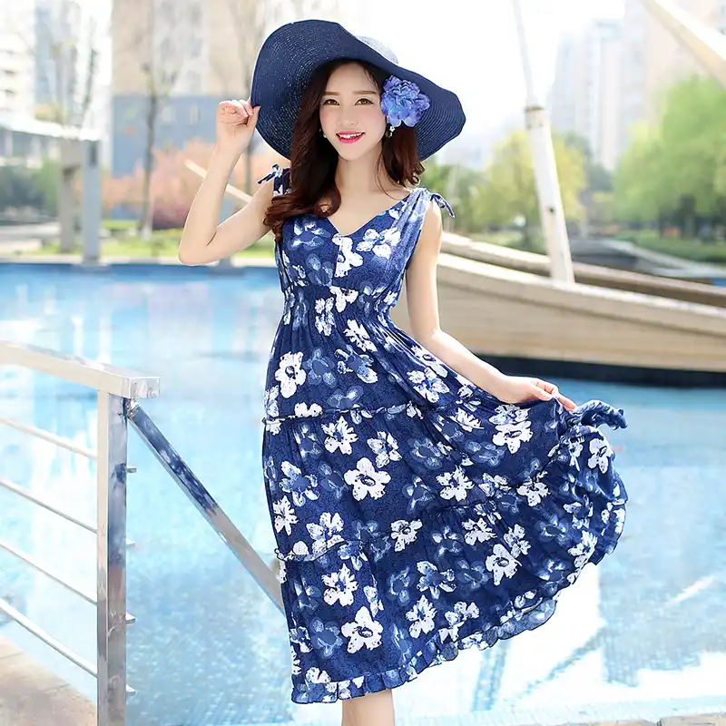 vestido longo estampado praia