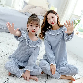 

Autum Winter Pajamas Suit for Mother Kids Clothes Christmas Family Matching Pyjamas Family Look Outfits Mom Daughter Clothing