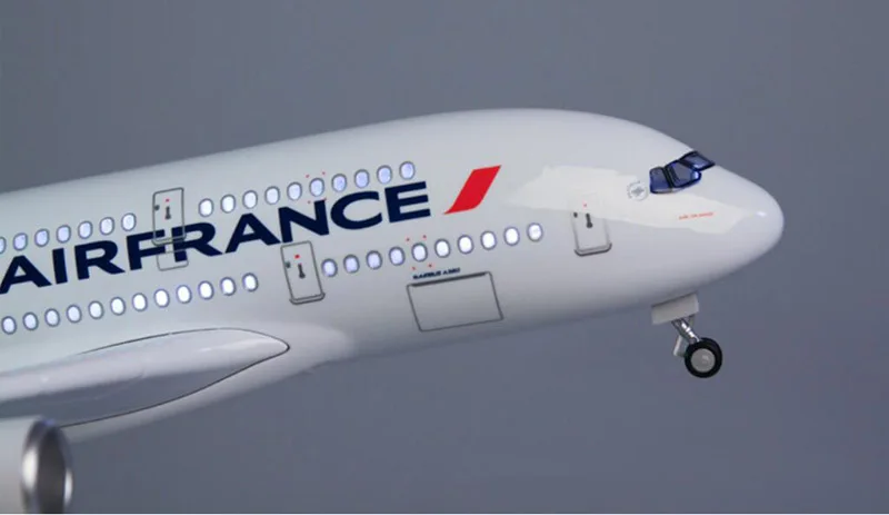 50,5 см 1/160 масштаб Airbus A380 самолет Air Франция авиакомпания Модель W светодиодный свет и колесо литье под давлением пластик Смола самолет для сбора