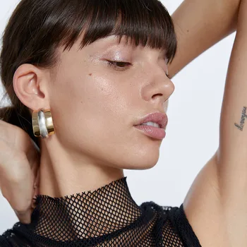 

Vedawas 2020 New Simple Geometric Hoop Earrings Stainless Steel Gold Circle Huggie Earrings Women Fashion Punk Jewelry Brincos