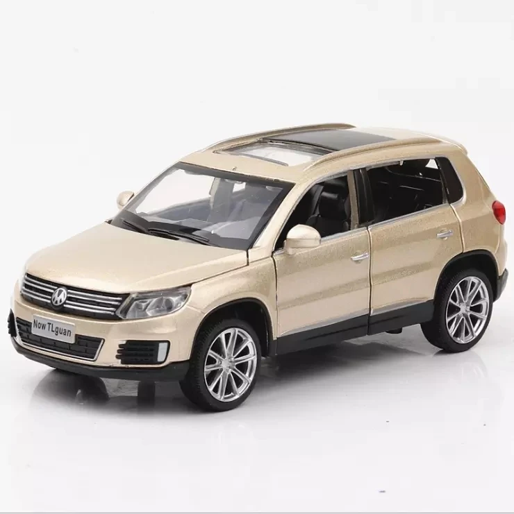 1: 32 имитация Tiguan внедорожник из сплава открытая дверь акусто-оптический возврат
