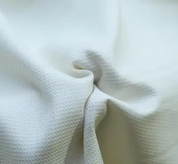 

Twill tennis pattern, heavy weight all silk fabric, white super thick, not many, DIY