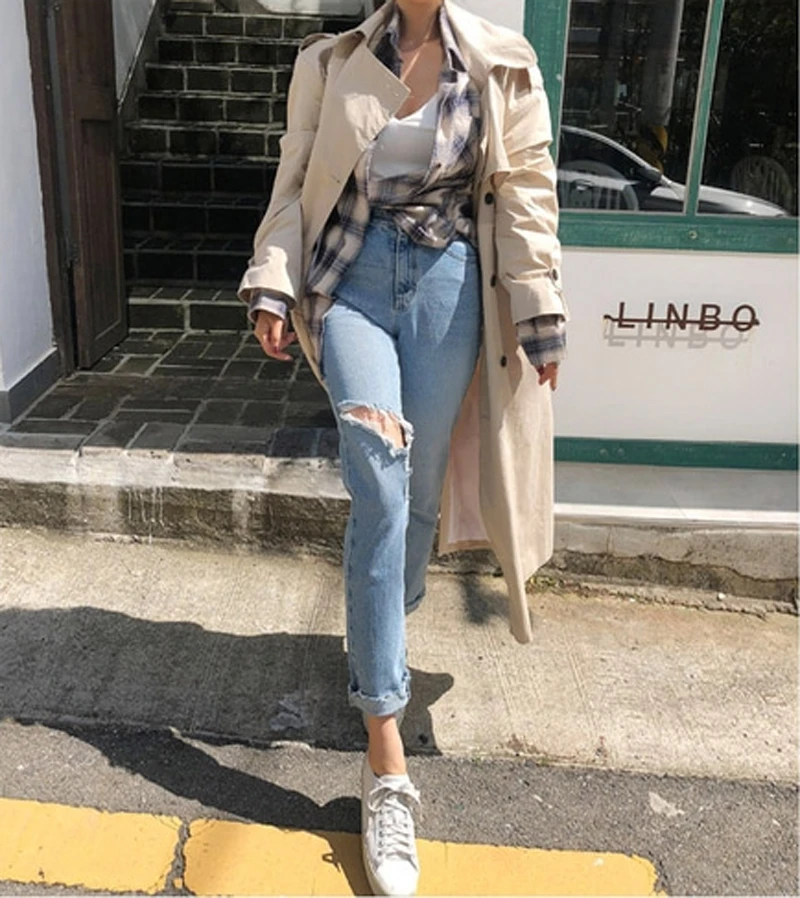 Vintage Bleached Mid Waist Women Jeans Streetwear Loose Straight Boyfriend Jeans Stretchable Ripped Hole Jeans for Women