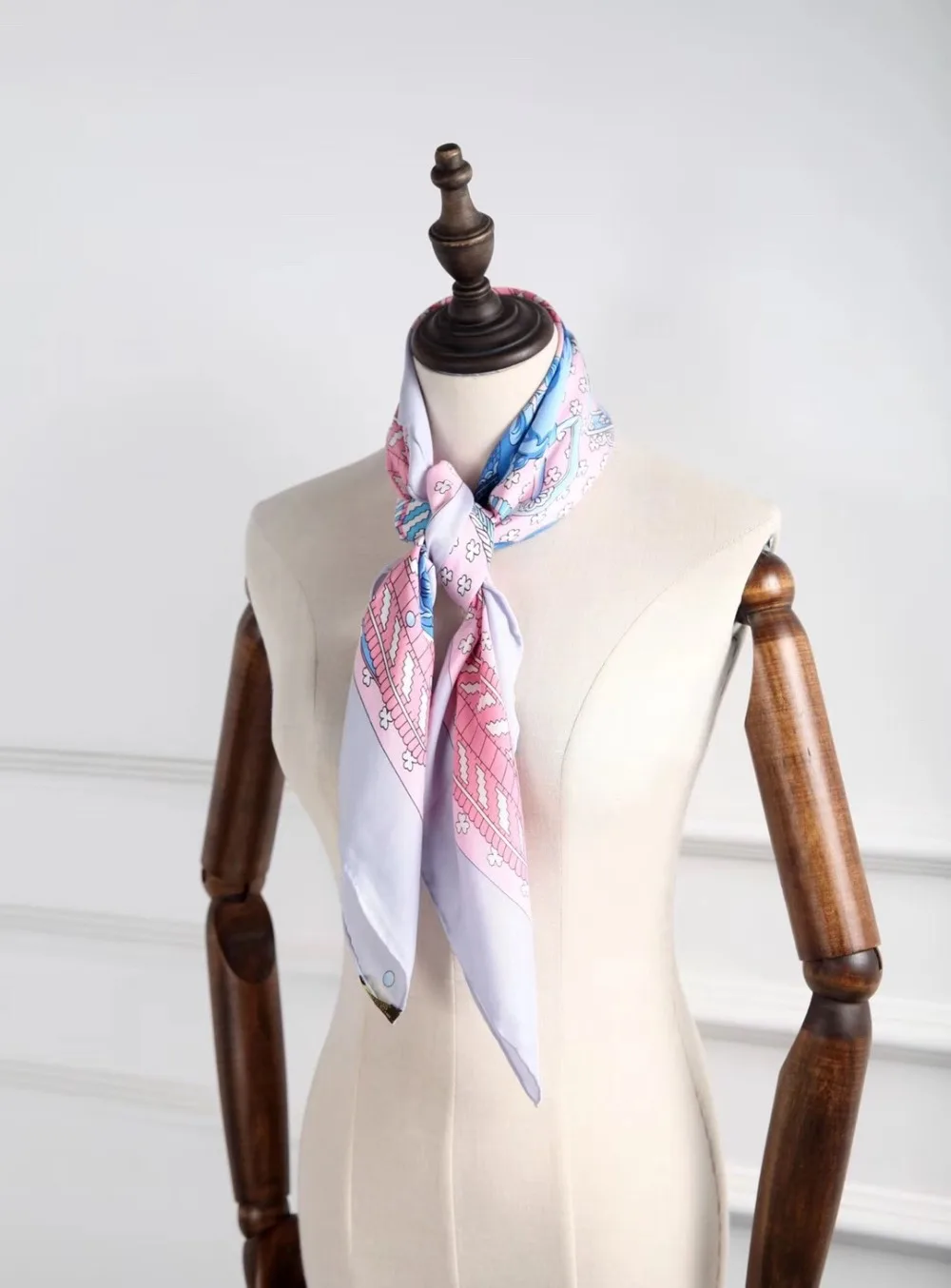 new arrival fashion elegant brand chain pattern silk scarf 90*90 cm square shawl twill wrap for women free shipping