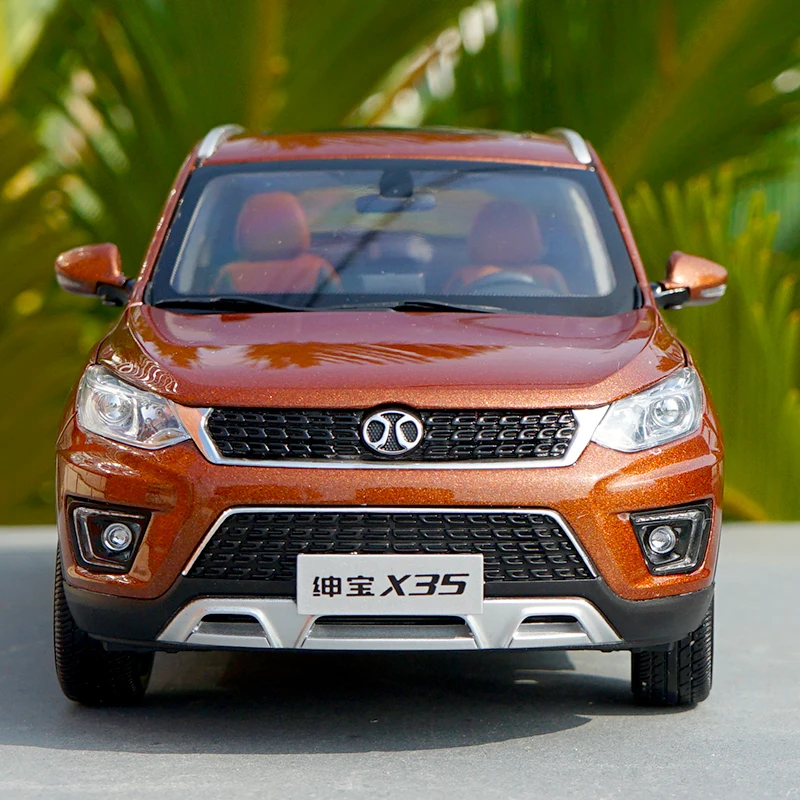 1:18 Baic сенова X35 SUV литая модель с маленьким подарком| |