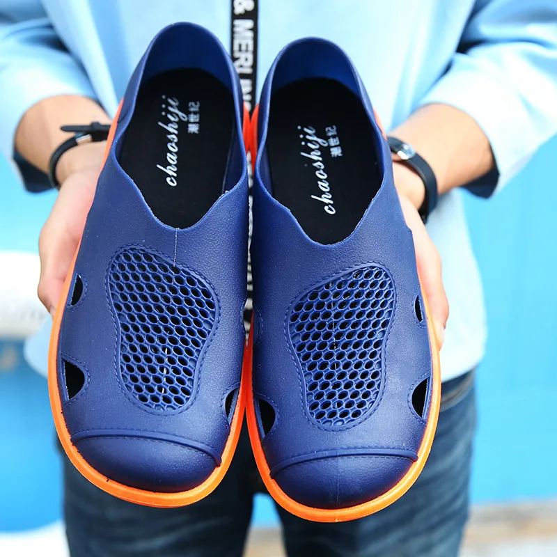 Hottest Soft Jelly Cool Hollow-out Comfortable Sandals Beach Flat slippers Men Slippers Hollow Out Breathable Beach Casual Shoes