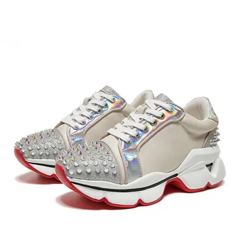 

INS Quality Retro Stud Platform Sneakers Round Toe Flats Designer Rivets Chunky Bottom Ladies Shoes Genuine Leather Female Shoes
