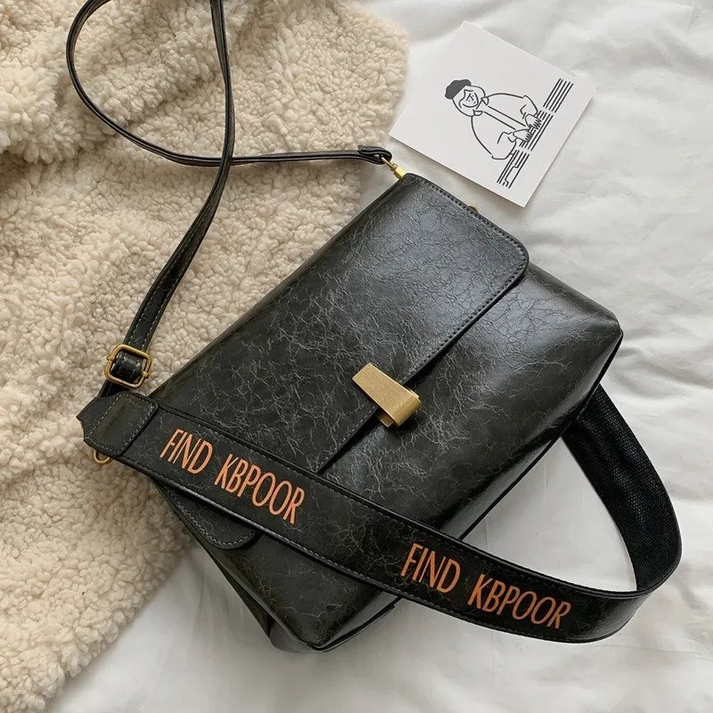 

High sense of popular broadband fashion all-match handbags 2020 new high-quality ladies one-shoulder messenger small square bag